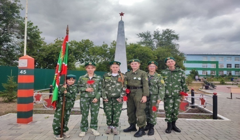 Торжественное мероприятие, посвященное героическим и трагическим событиям, произошедшим 13 июля 1993 года 